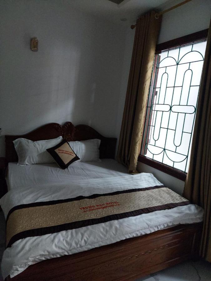 Hotel Nha Nghi Trung Hau Mong Cai Exterior foto