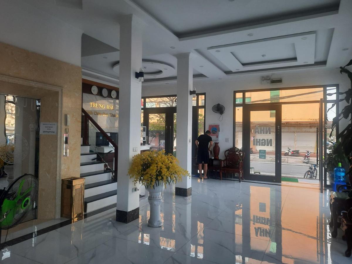 Hotel Nha Nghi Trung Hau Mong Cai Exterior foto